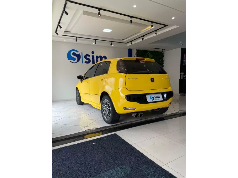 Fiat Punto Amarelo 10