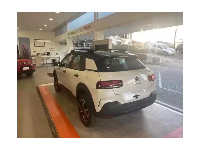 Citroën C4 Cactus Indefinida 8