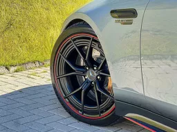 Mercedes-benz C 63 AMG