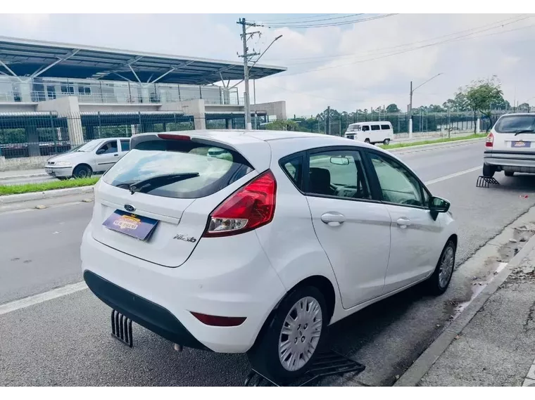 Ford Fiesta Branco 7