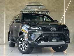 Toyota Hilux SW4