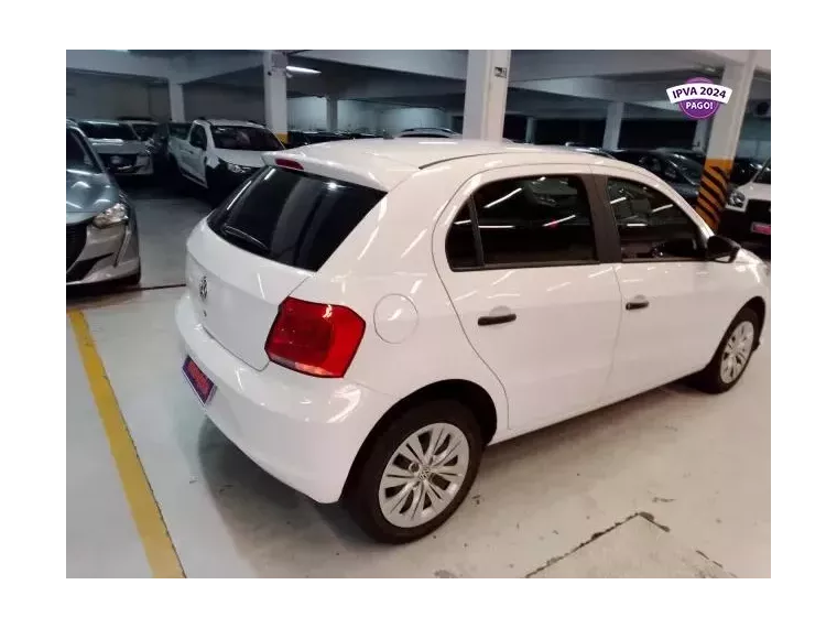 Volkswagen Gol Branco 8