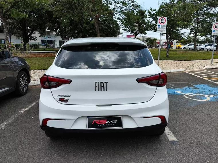 Fiat Argo Branco 6