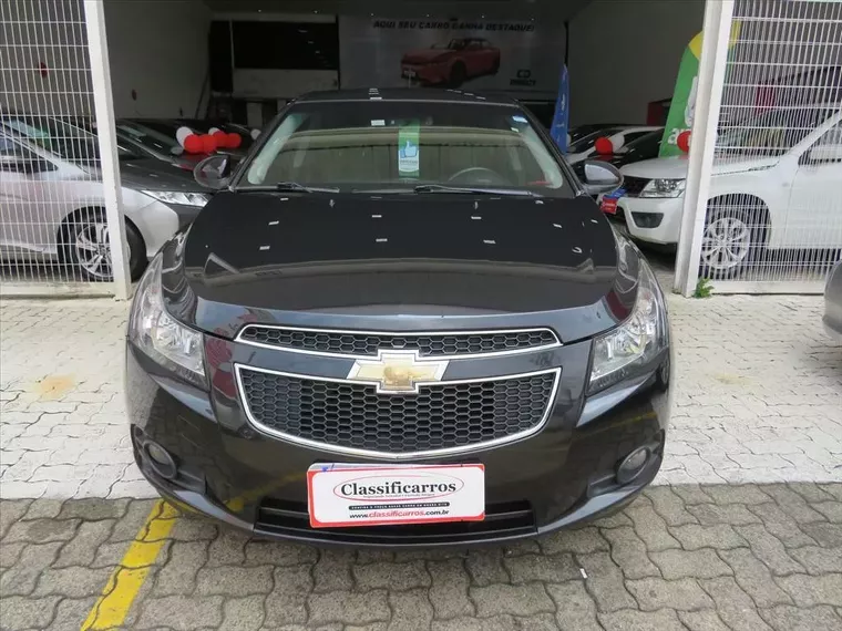 Chevrolet Cruze Preto 3