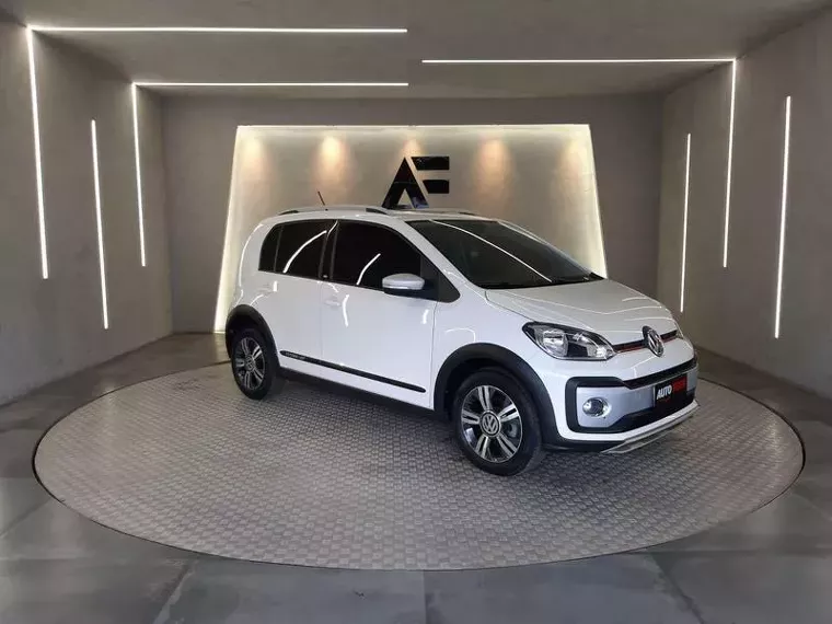 Volkswagen Cross UP Branco 9