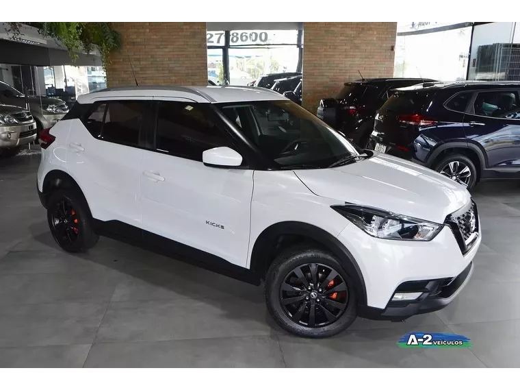 Nissan Kicks Branco 24