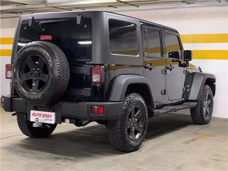 Jeep Wrangler Preto 1