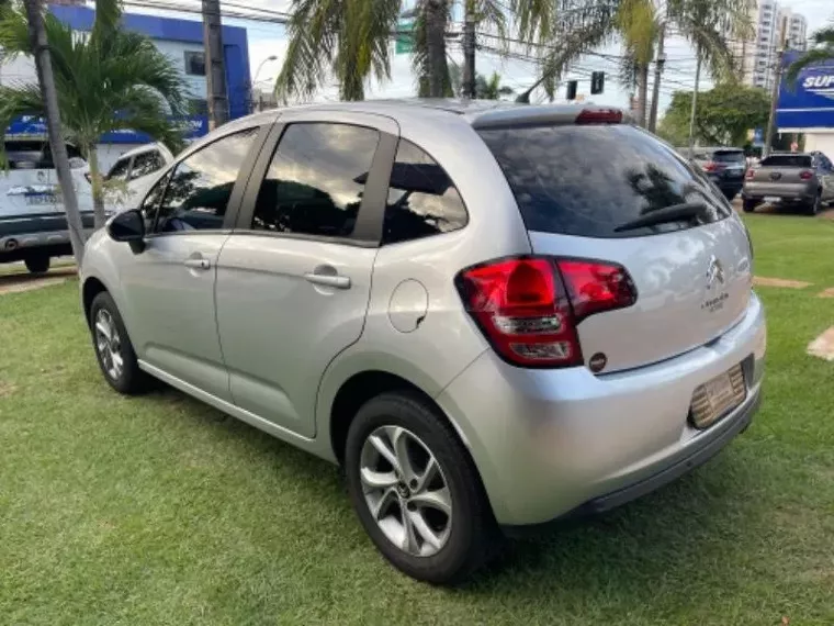 Citroën C3 Prata 8