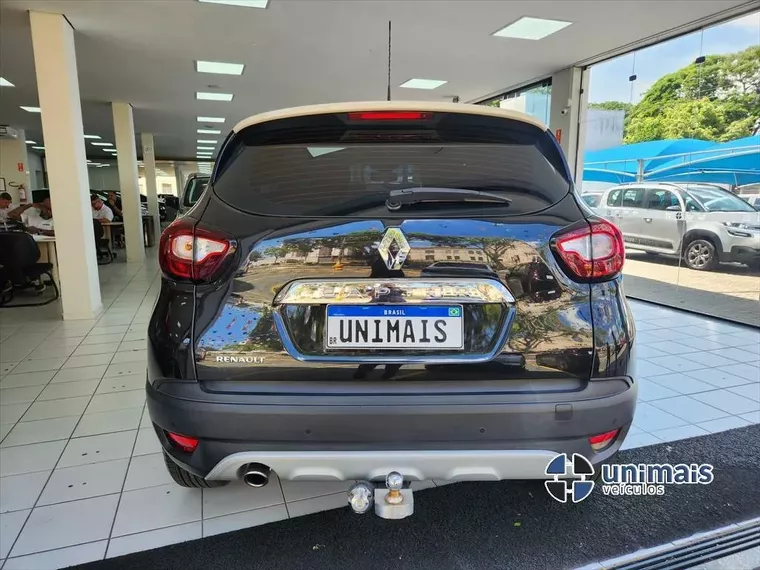 Renault Captur Preto 12