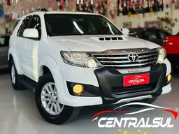 Toyota Hilux SW4