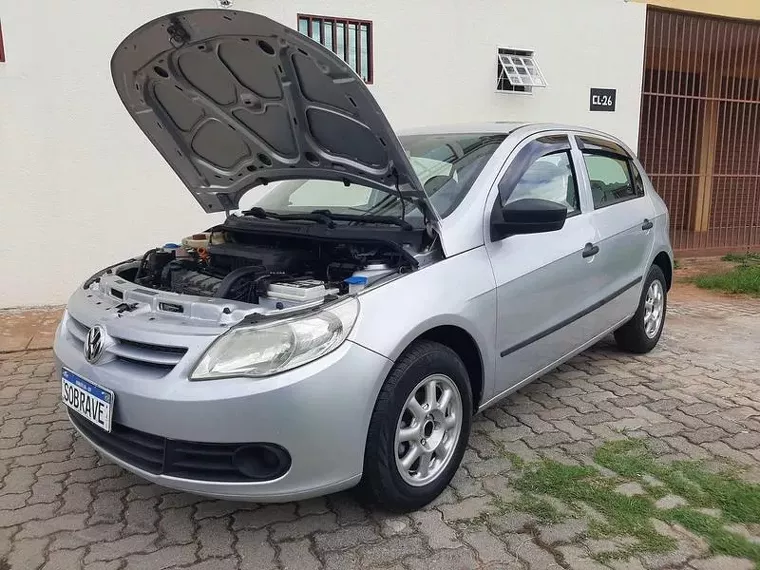 Volkswagen Gol Prata 11