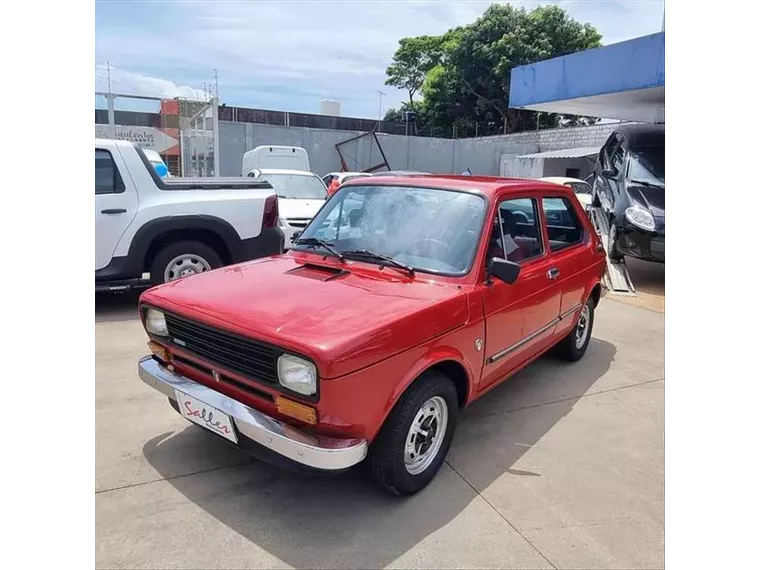 Fiat 147 Vermelho 1