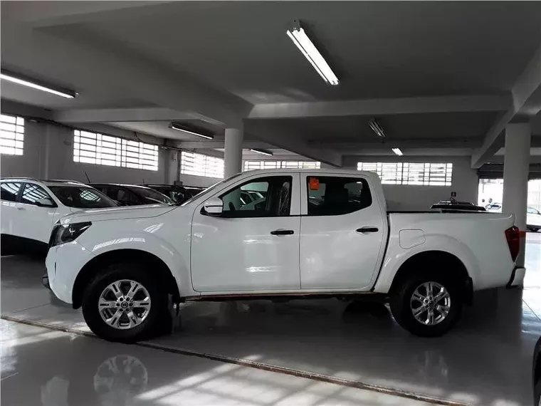 Nissan Frontier Branco 4