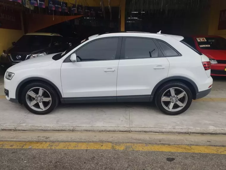 Audi Q3 Branco 13