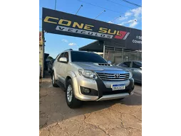 Toyota Hilux SW4