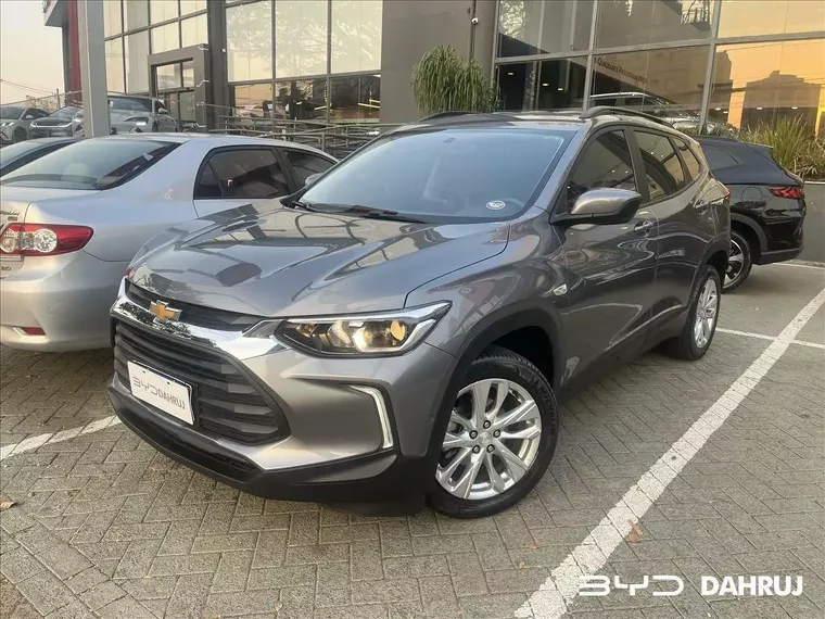 Chevrolet Tracker Cinza 1