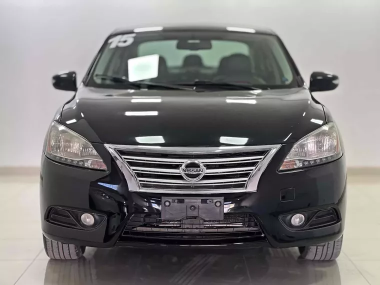 Nissan Sentra Preto 13