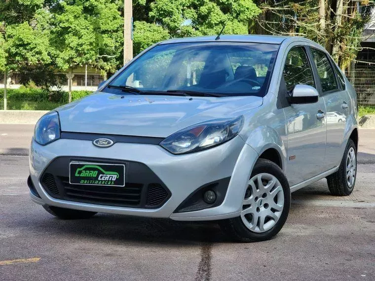 Ford Fiesta Prata 7