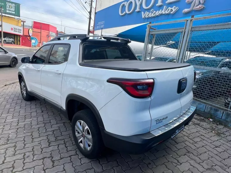 Fiat Toro Branco 3