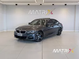 BMW 320i