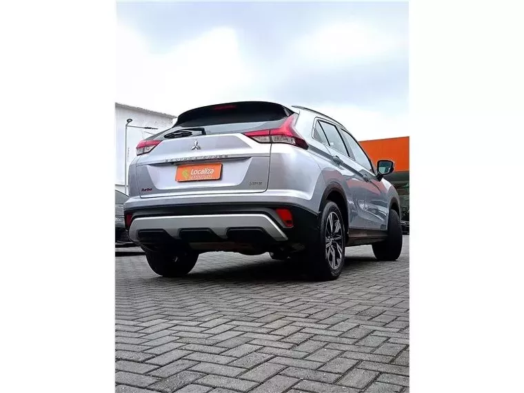 Mitsubishi Eclipse Cross Prata 10