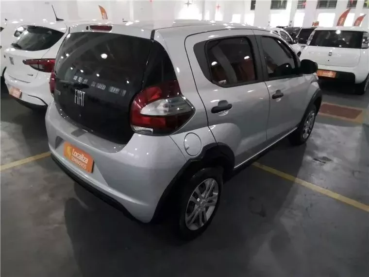 Fiat Mobi Prata 10