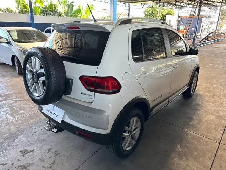 Volkswagen Crossfox Branco 8