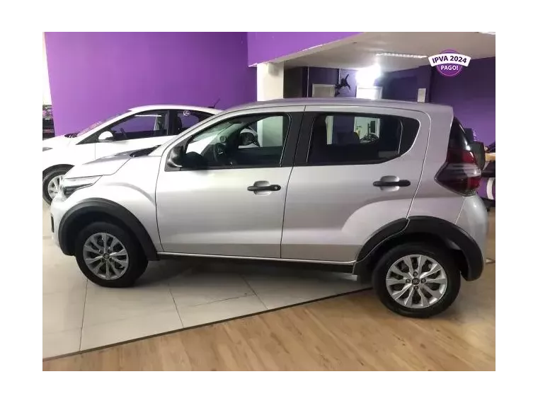 Fiat Mobi Prata 8