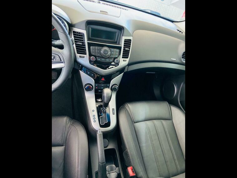 Chevrolet Cruze Branco 8