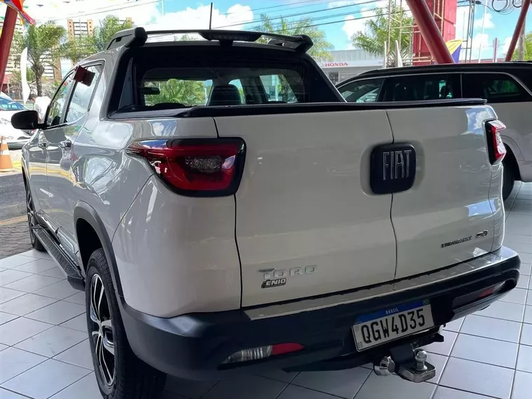 Fiat Toro Branco 5