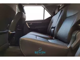 Toyota Hilux SW4