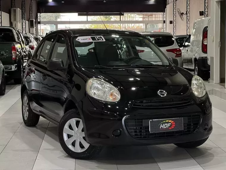 Nissan March Preto 10