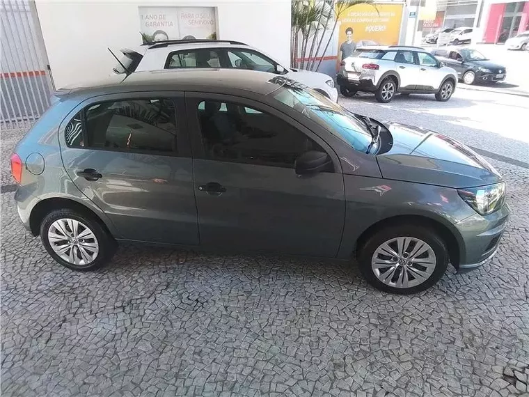 Volkswagen Gol Cinza 2