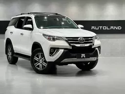 Toyota Hilux SW4
