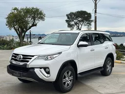Toyota Hilux SW4