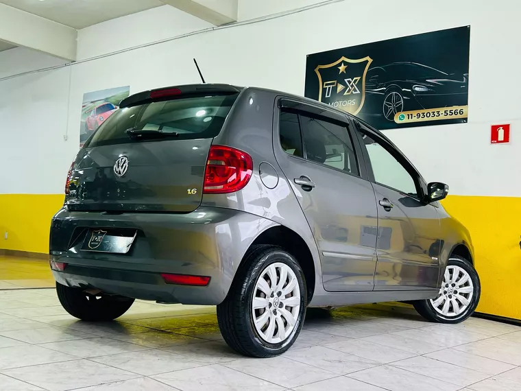 Volkswagen Fox Cinza 16