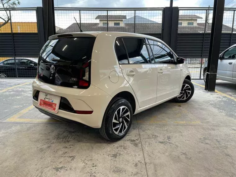 Volkswagen UP Branco 4