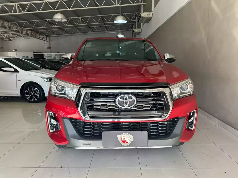 Toyota Hilux Vermelho 6