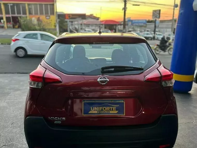 Nissan Kicks Vermelho 13