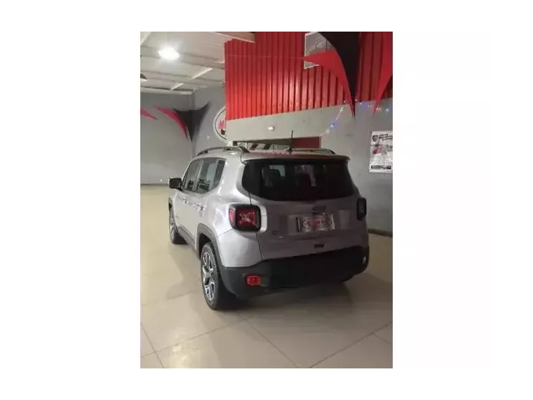 Jeep Renegade Prata 5