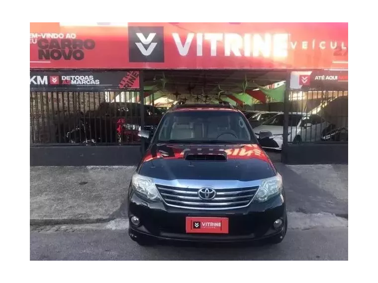 Toyota Hilux SW4 Preto 1