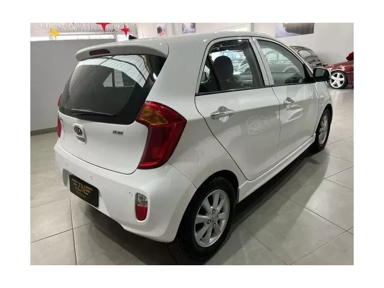 KIA Picanto Branco 2