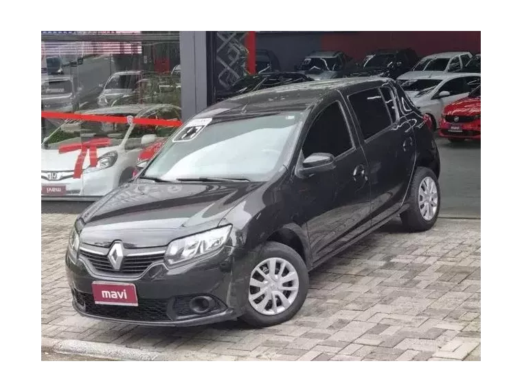 Renault Sandero Preto 8