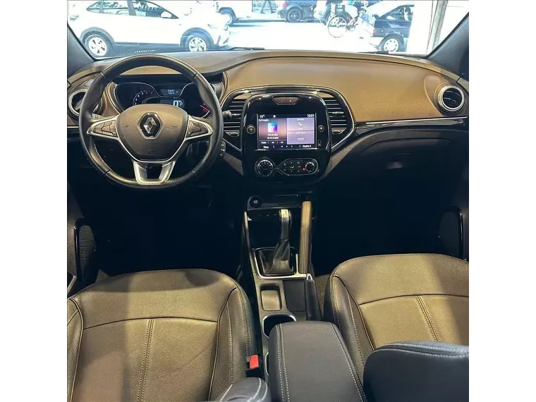 Renault Captur Bege 13