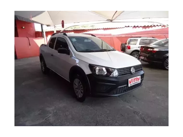 Volkswagen Saveiro Branco 4