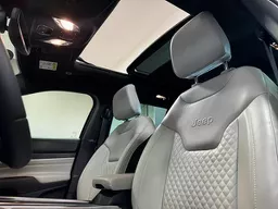 Jeep Commander