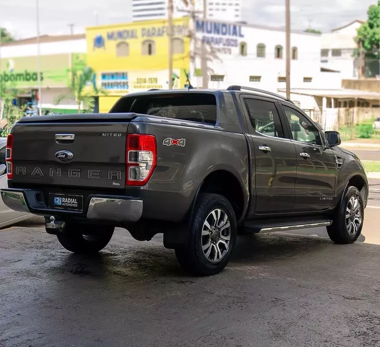 Ford Ranger Cinza 1