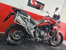 Triumph Tiger 900