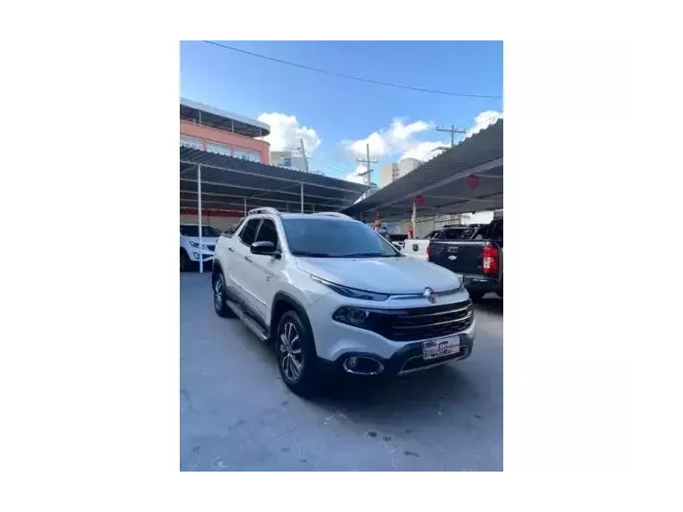 Fiat Toro Branco 1