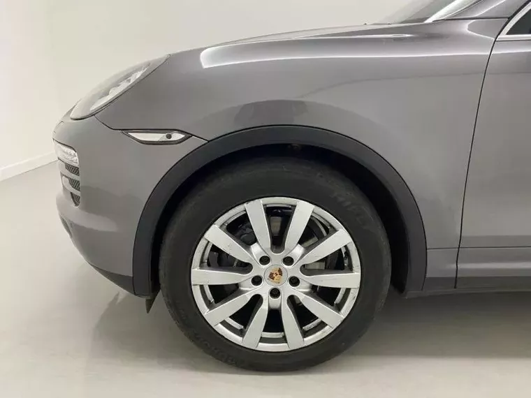 Porsche Cayenne Cinza 7